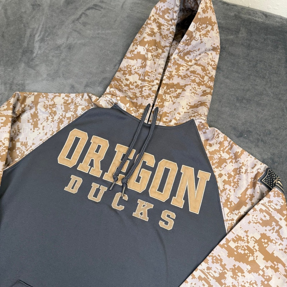 Colosseum Oregon Ducks Hoodie Mens Medium Gray Tan Digital Camo Raglan Pullover